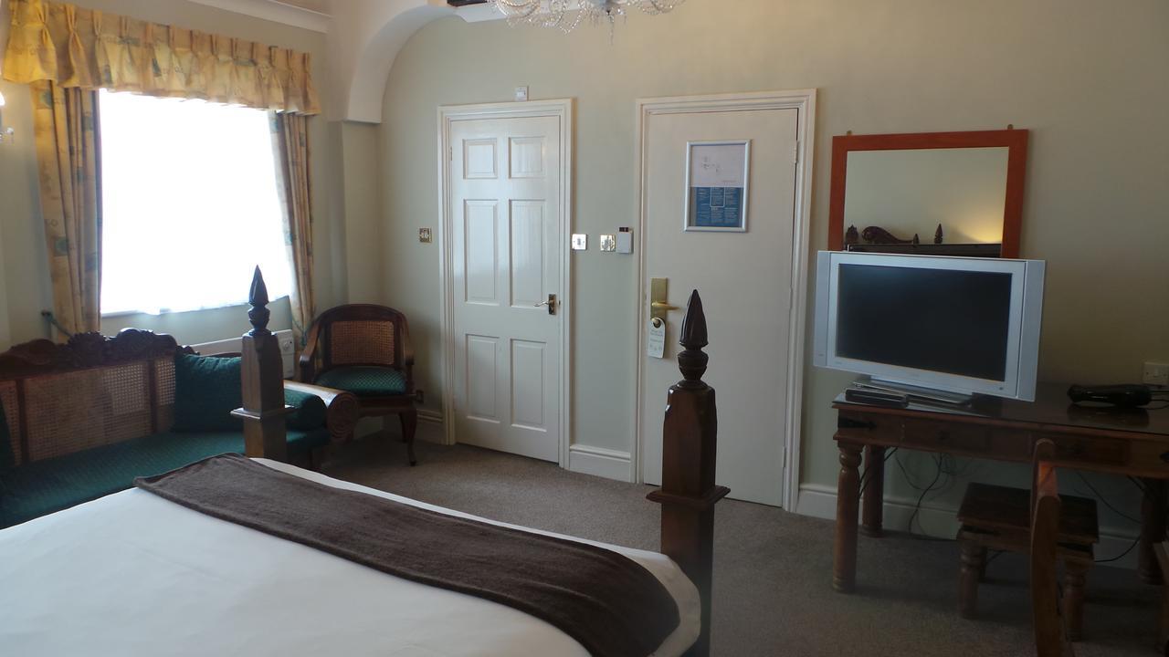 The Peacock Townhouse Hotel Kenilworth - Warwick Екстер'єр фото