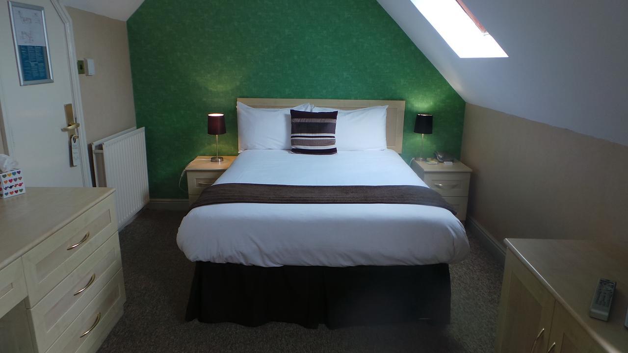 The Peacock Townhouse Hotel Kenilworth - Warwick Екстер'єр фото