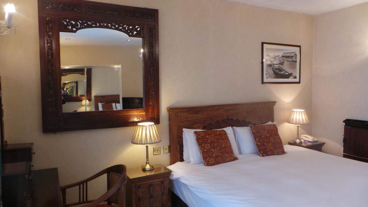 The Peacock Townhouse Hotel Kenilworth - Warwick Екстер'єр фото